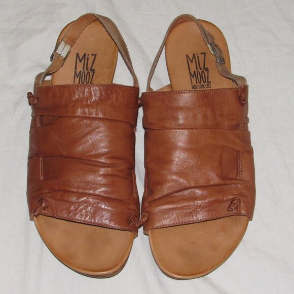 Miz Mooz Agnes Tan Leather Slingback Open Toe Sandals Women's sz 9.5 Vacation - Picture 1 of 6